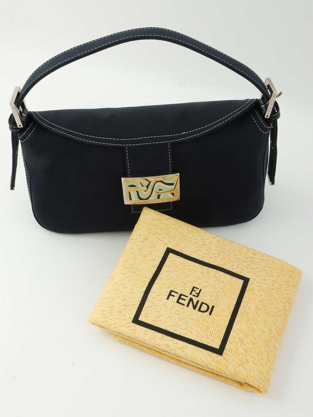 キャンバスマンマバケット ネイビー