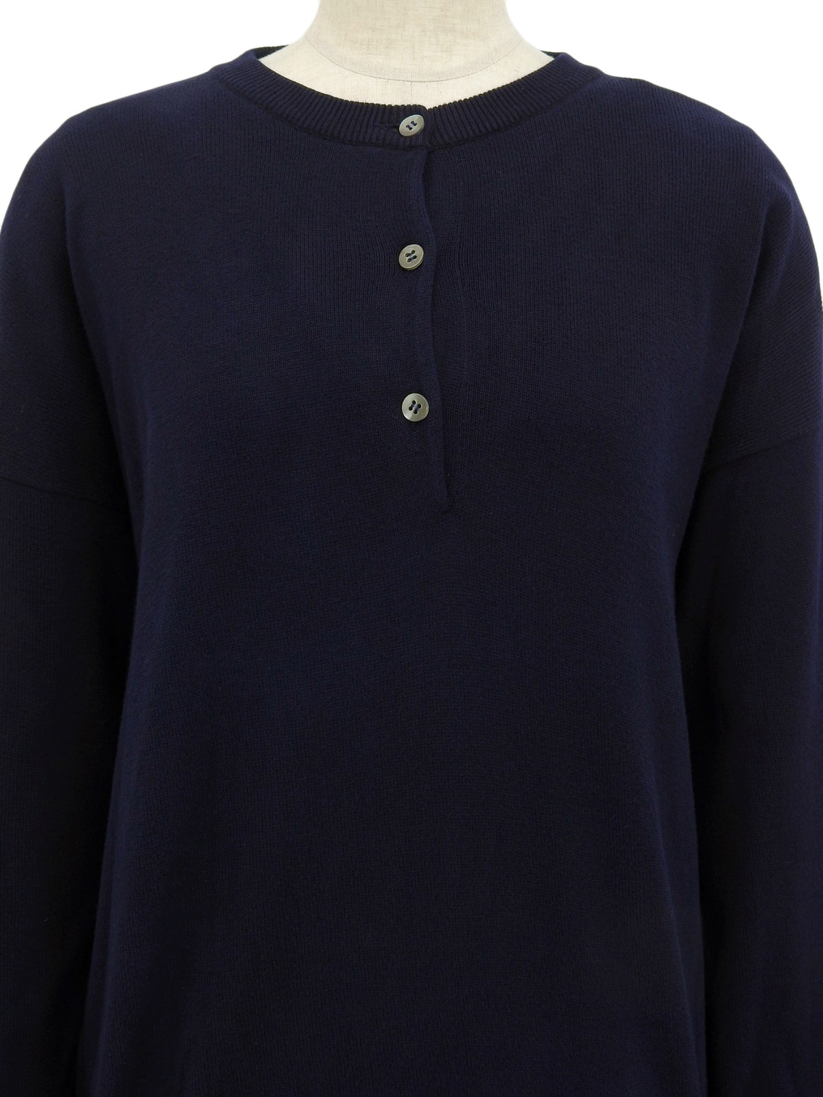 Navy cotton knit long-sleeved top