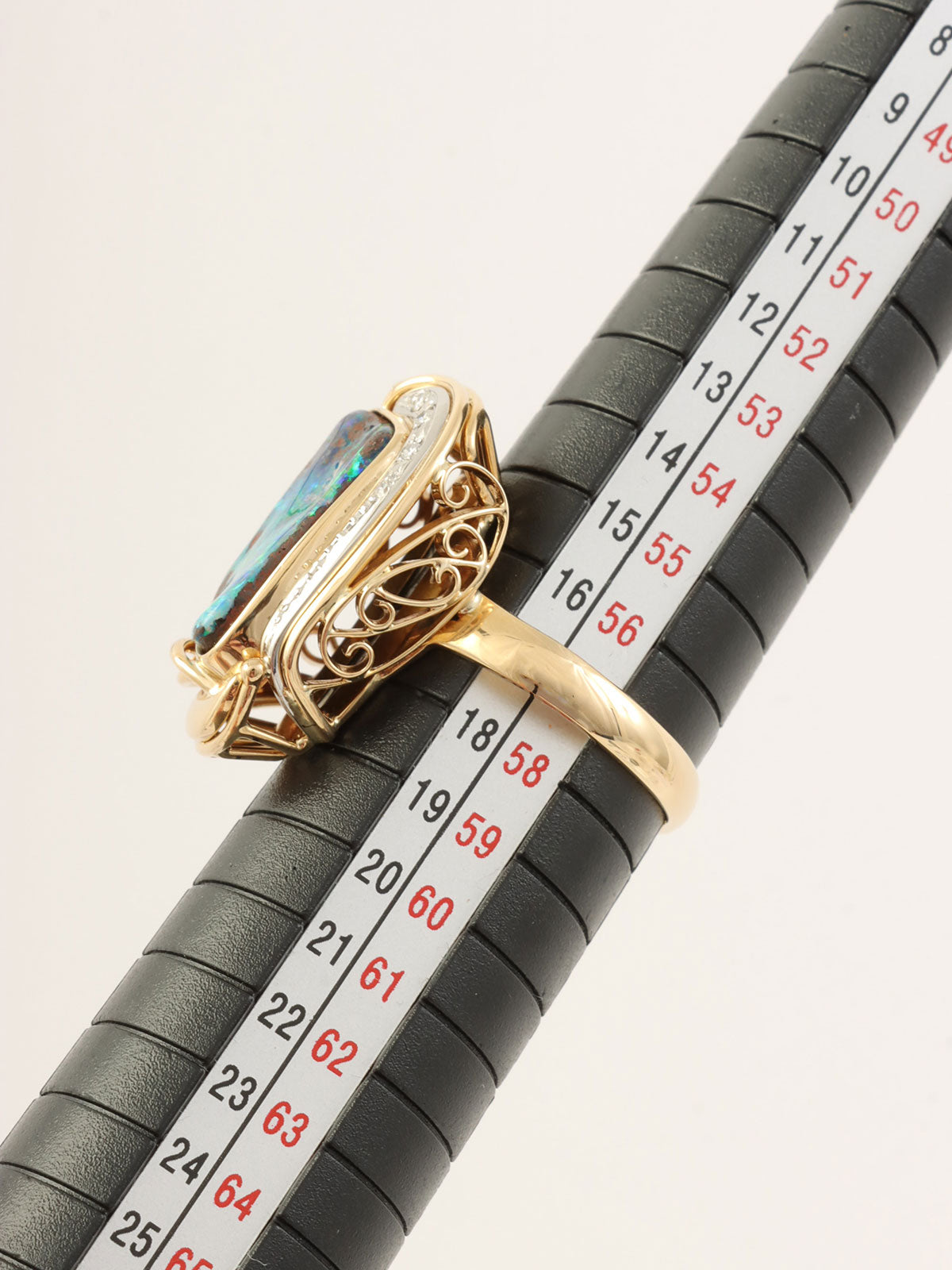 18Kダイヤモンドブラックオパールデザインリング　ゴールド／グリーン