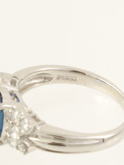 プラチナサファイアダイヤモンドデザインリング シルバー/ブルー