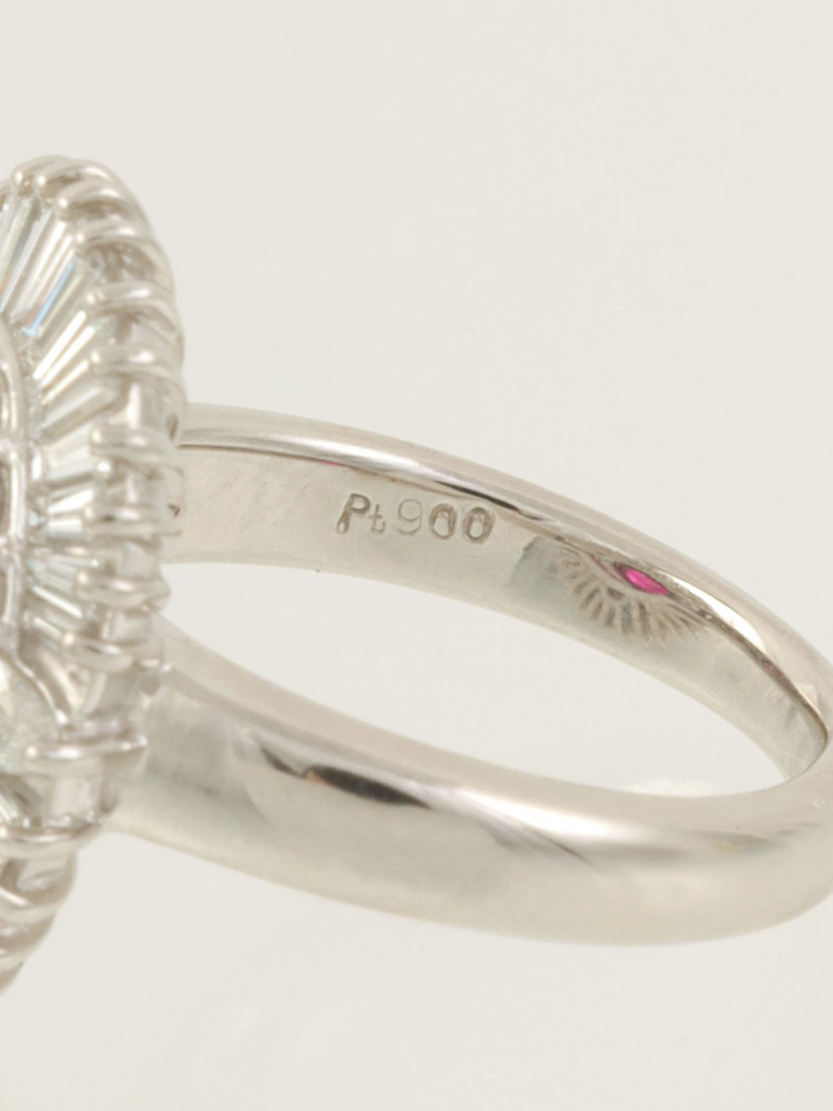 プラチナルビーダイヤモンドリング レッド/シルバー