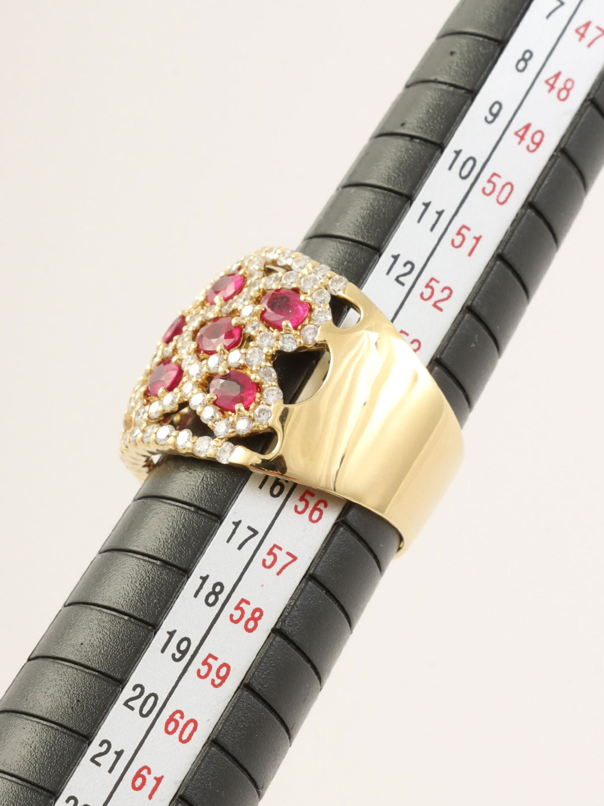 18Kルビーダイヤモンドデザインリング ゴールド/チェリーレッド