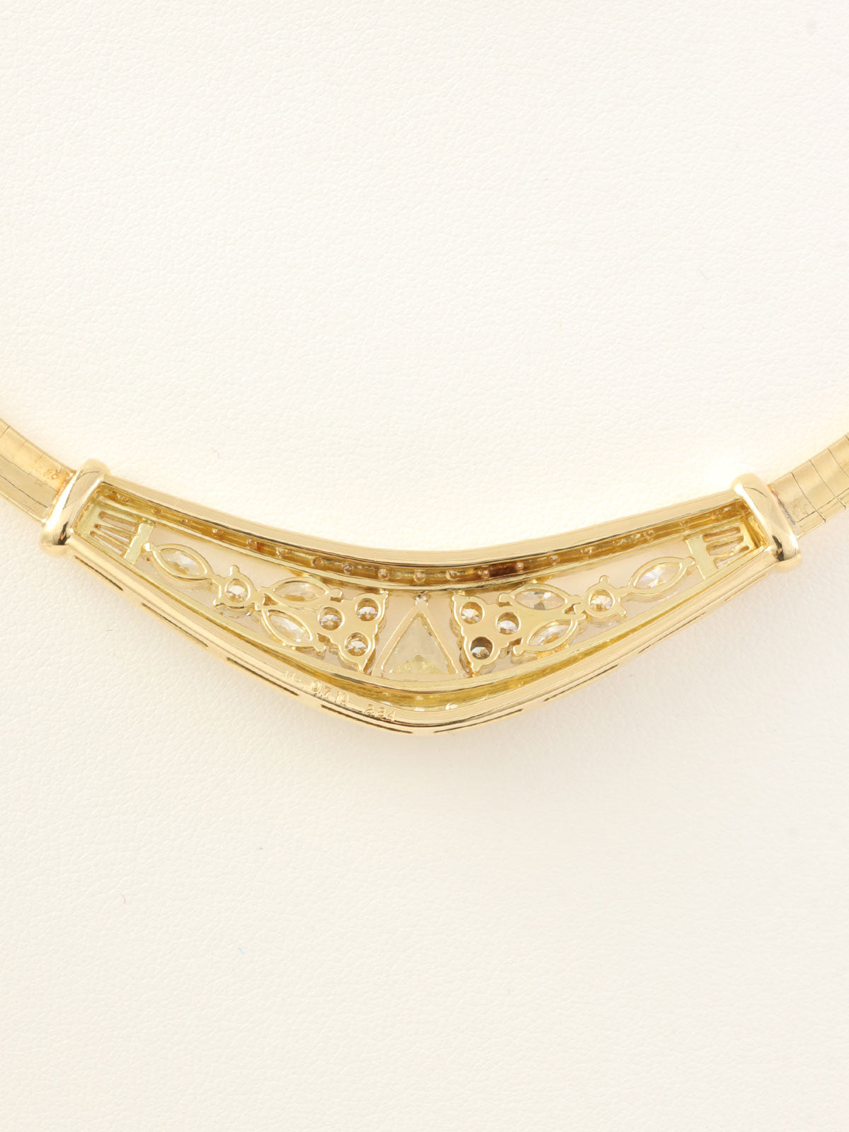 18Kダイヤモンドデザインネックレス ゴールド