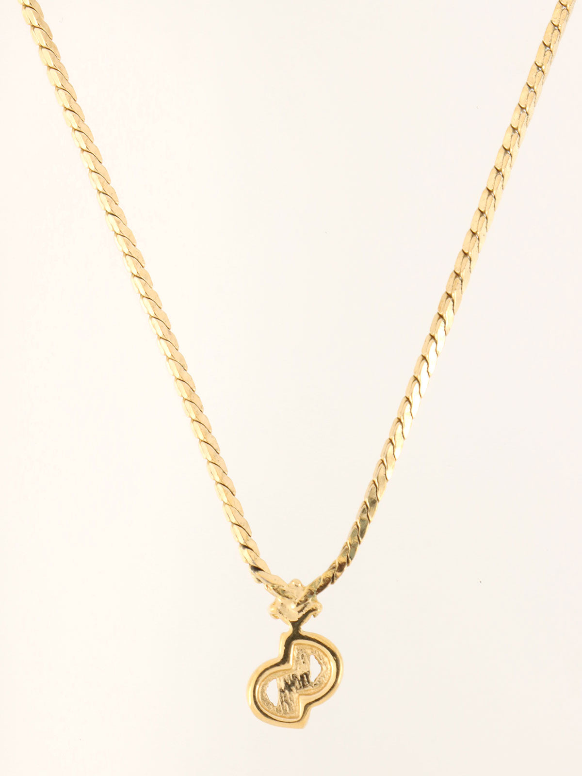 ラインストーンロゴプレートネックレス ゴールド