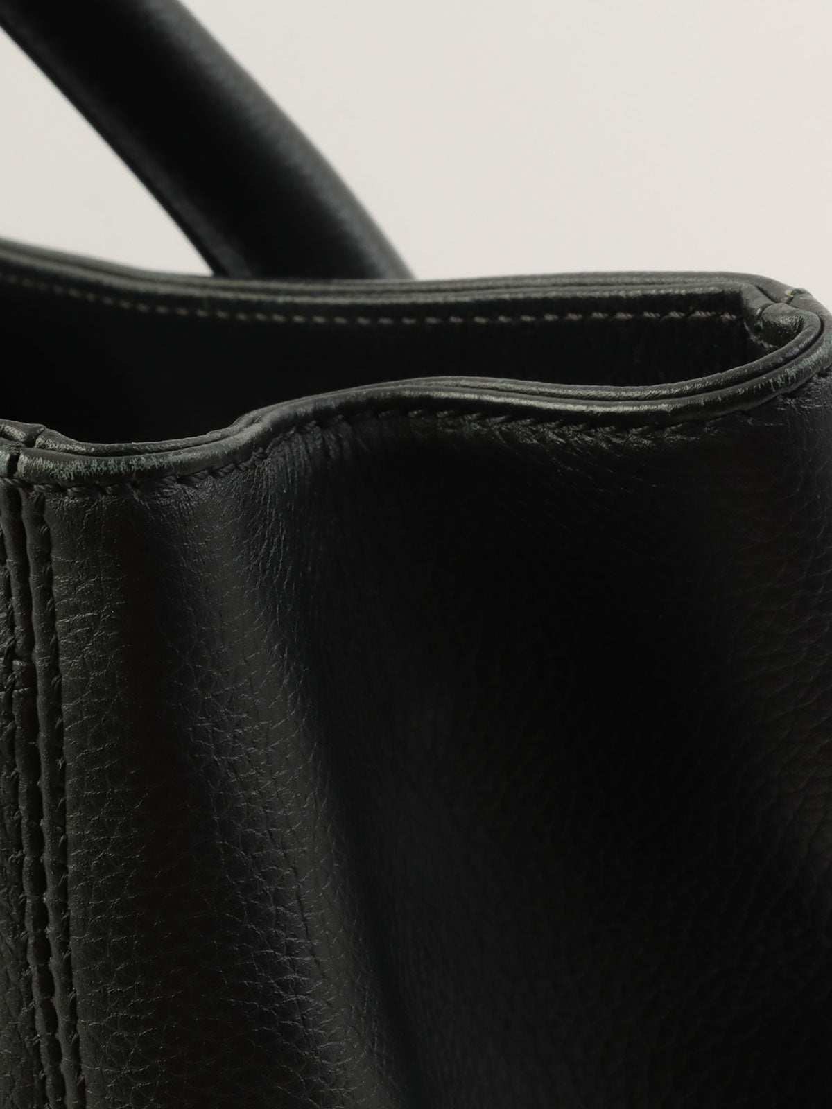 2013年頃製 キャビアスキンCCターンロックトートバッグ ブラック