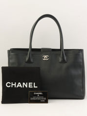 2013年頃製 キャビアスキンCCターンロックトートバッグ ブラック