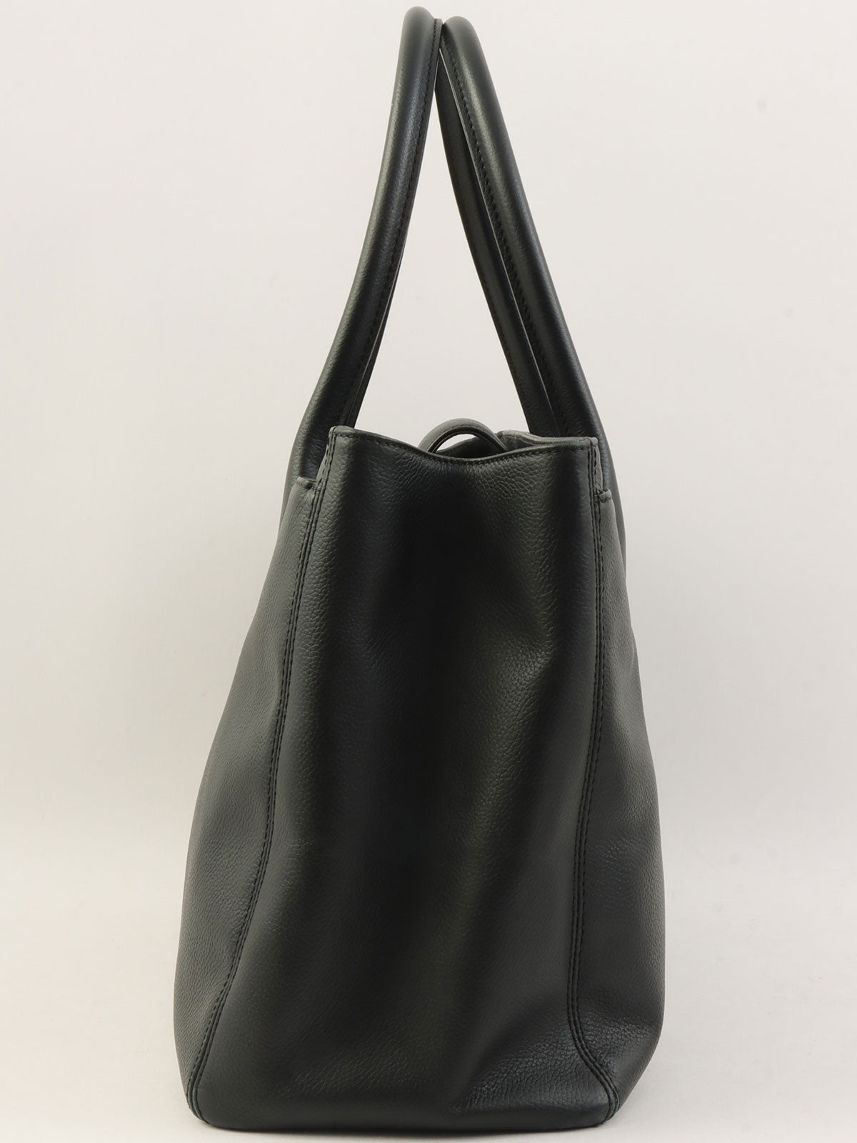 2013年頃製 キャビアスキンCCターンロックトートバッグ ブラック