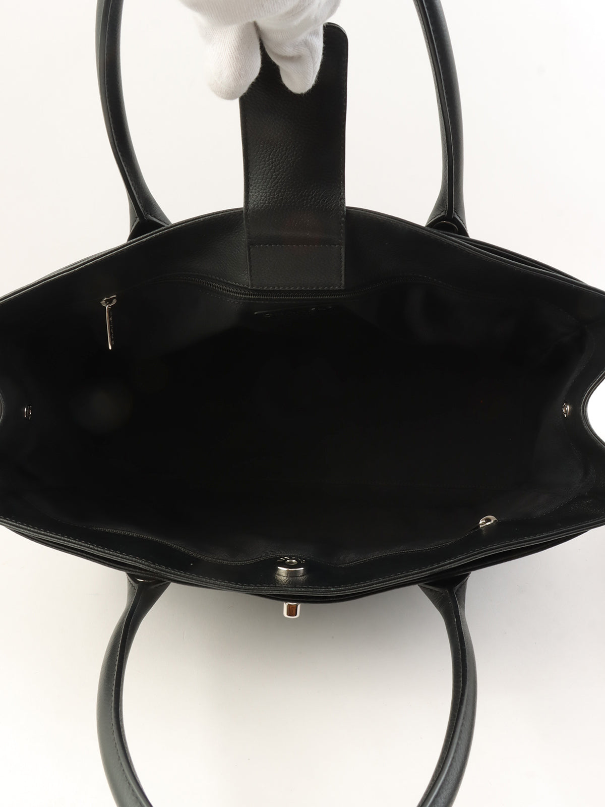 2013年頃製 キャビアスキンCCターンロックトートバッグ ブラック