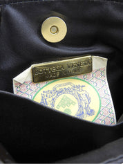 イントレチャートショルダーバッグ　ブラック