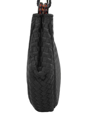 イントレチャートショルダーバッグ ブラック