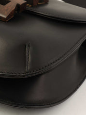 ロゴウッドクラスプワンショルダーバッグ　ブラック