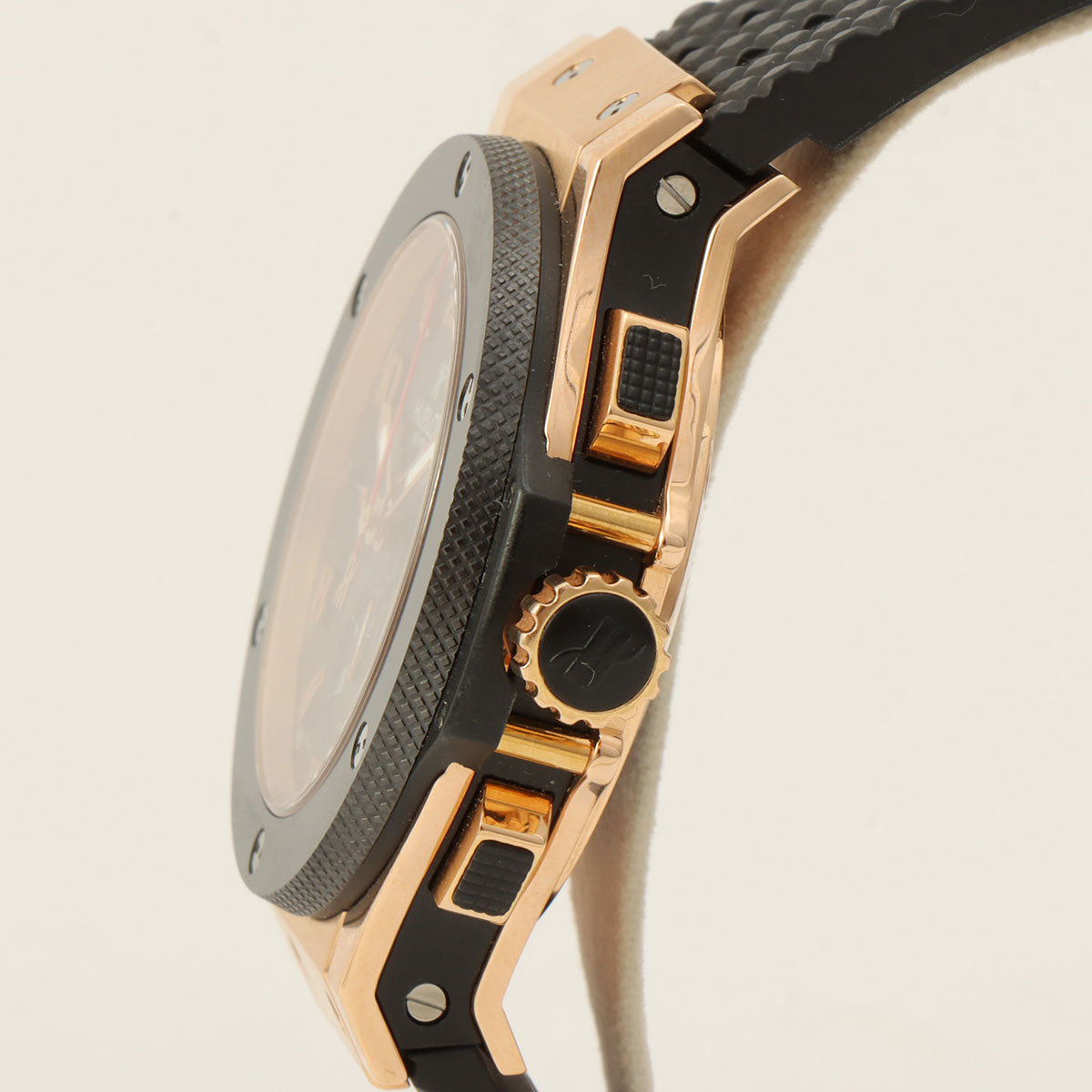 ビックバン 43mm 301.PB.131.RX 自動巻き シャンパン