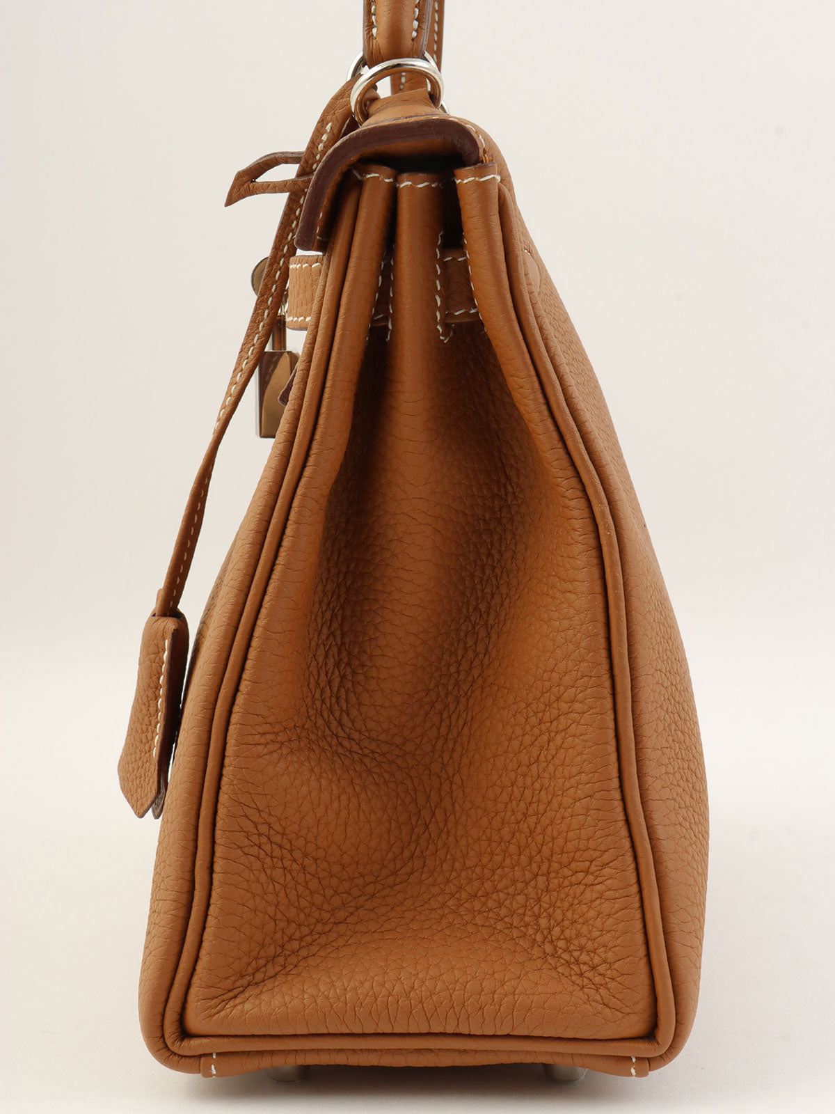 2019年製 ケリー25 ゴールド