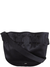 サテンロゴプレートショルダーバッグ　ブラック