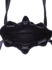 サテンロゴプレートショルダーバッグ ブラック