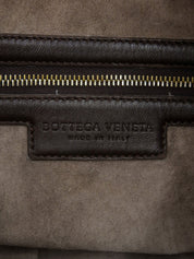 イントレチャートショルダーバッグ　ブラウン