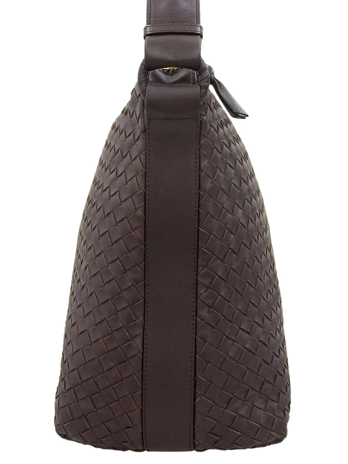 イントレチャートショルダーバッグ　ブラウン