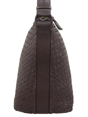 イントレチャートショルダーバッグ　ブラウン