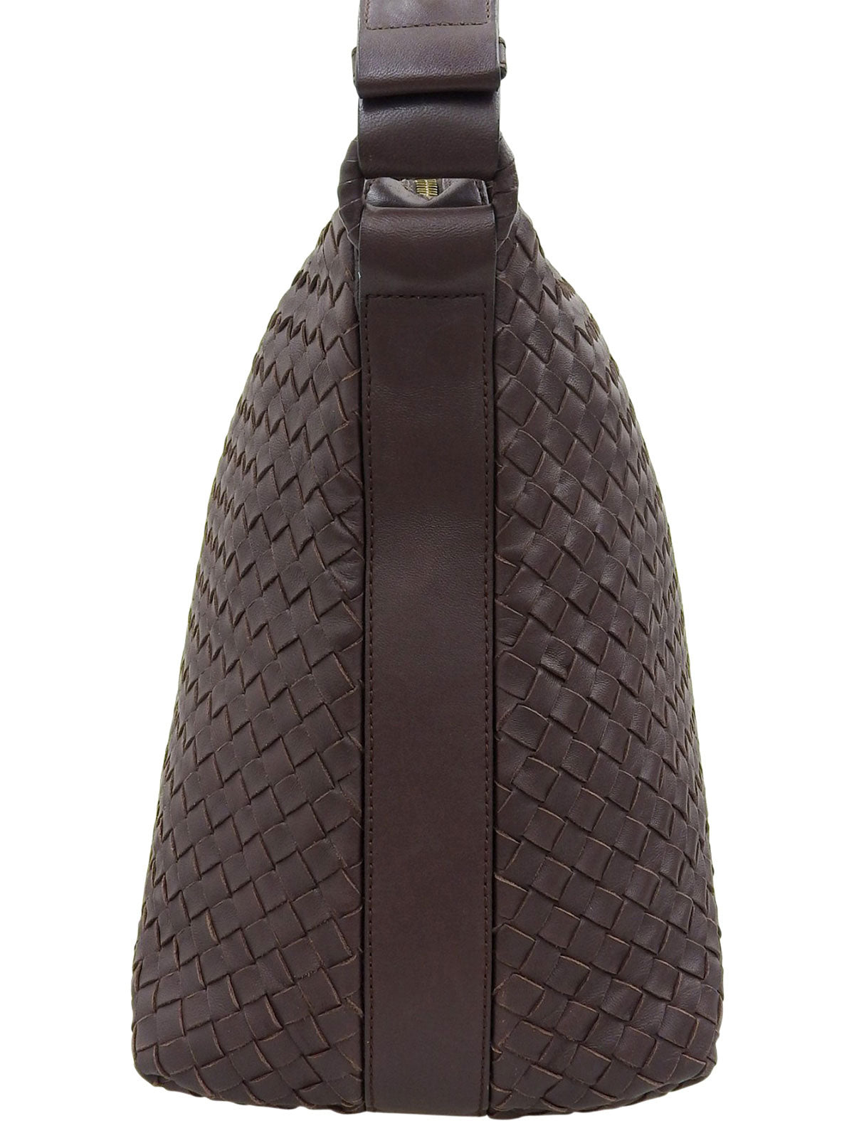 イントレチャートショルダーバッグ　ブラウン