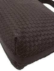 イントレチャートショルダーバッグ　ブラウン