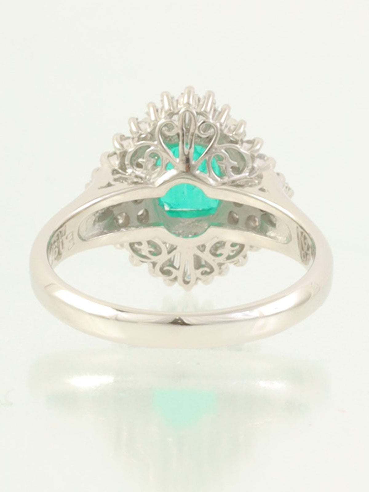 Platinum Diamond Emerald Ring in Silver/Green
