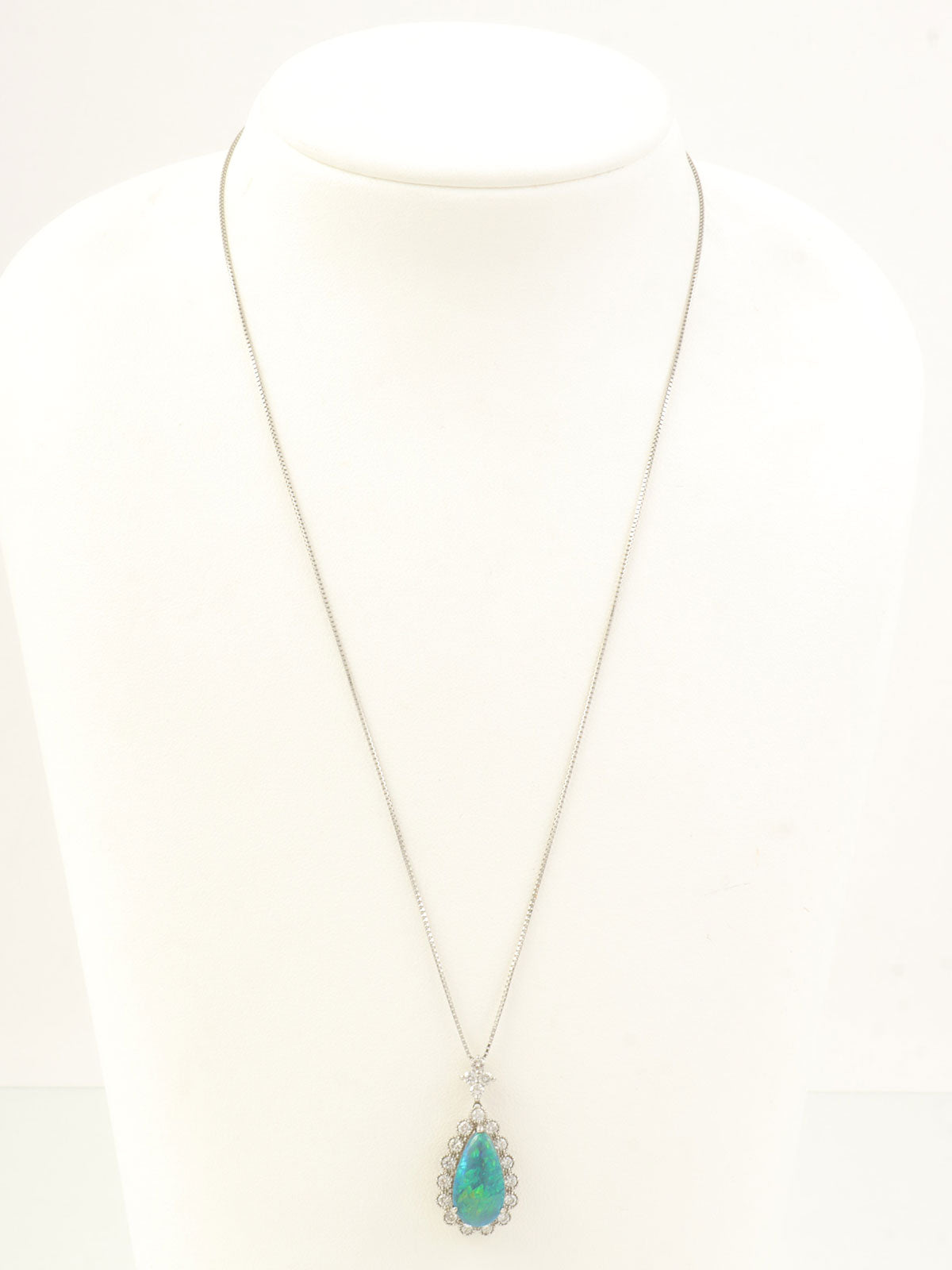 Pt900 Diamond Black Opal Necklace Silver/Green