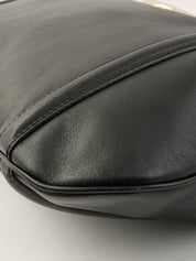 インターロッキングショルダーバッグ ブラック