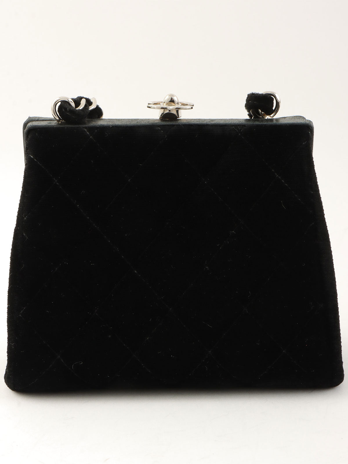 1997 Circa Black Clasp Chain Shoulder Bag