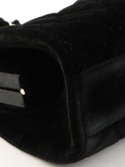 1997 Circa Black Clasp Chain Shoulder Bag