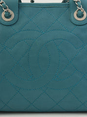 2016年頃製 キャビアスキンCCマークステッチ2wayハンドバッグ ブルー