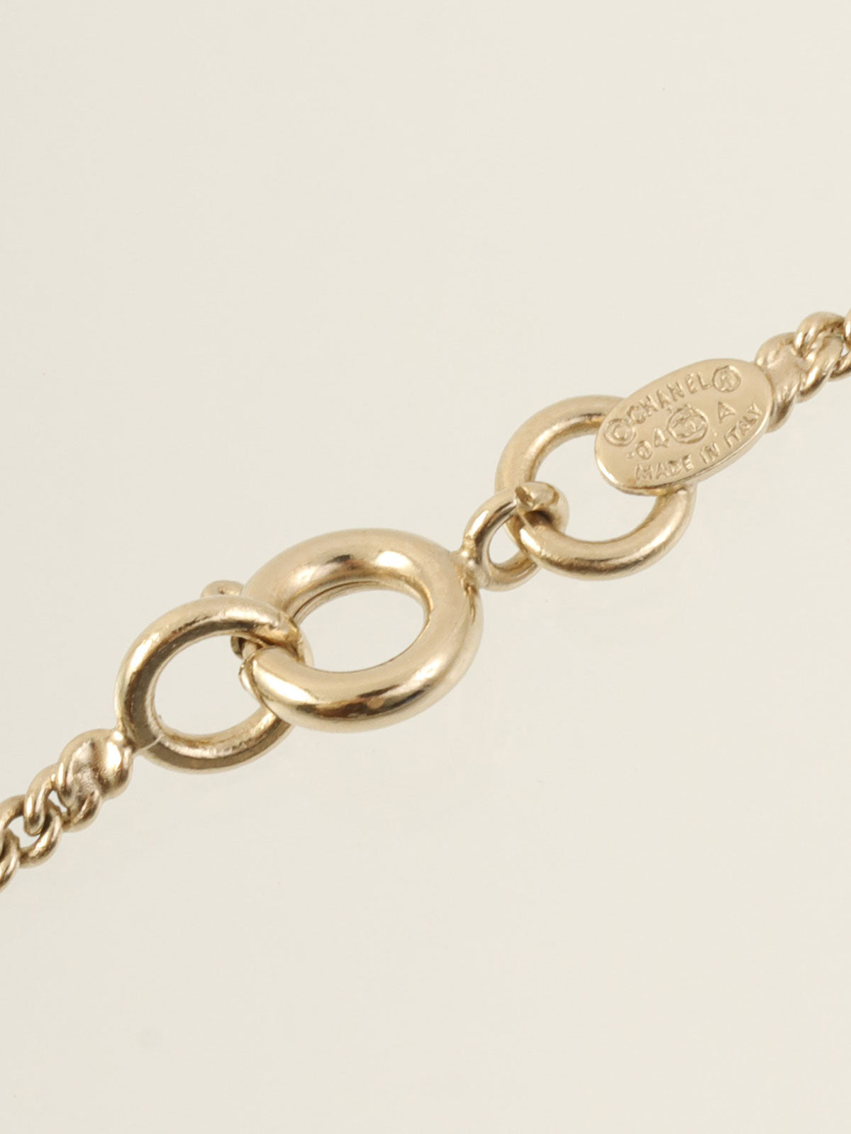 2004年製 ラインストーンミニCCマークネックレス ゴールド/マルチ