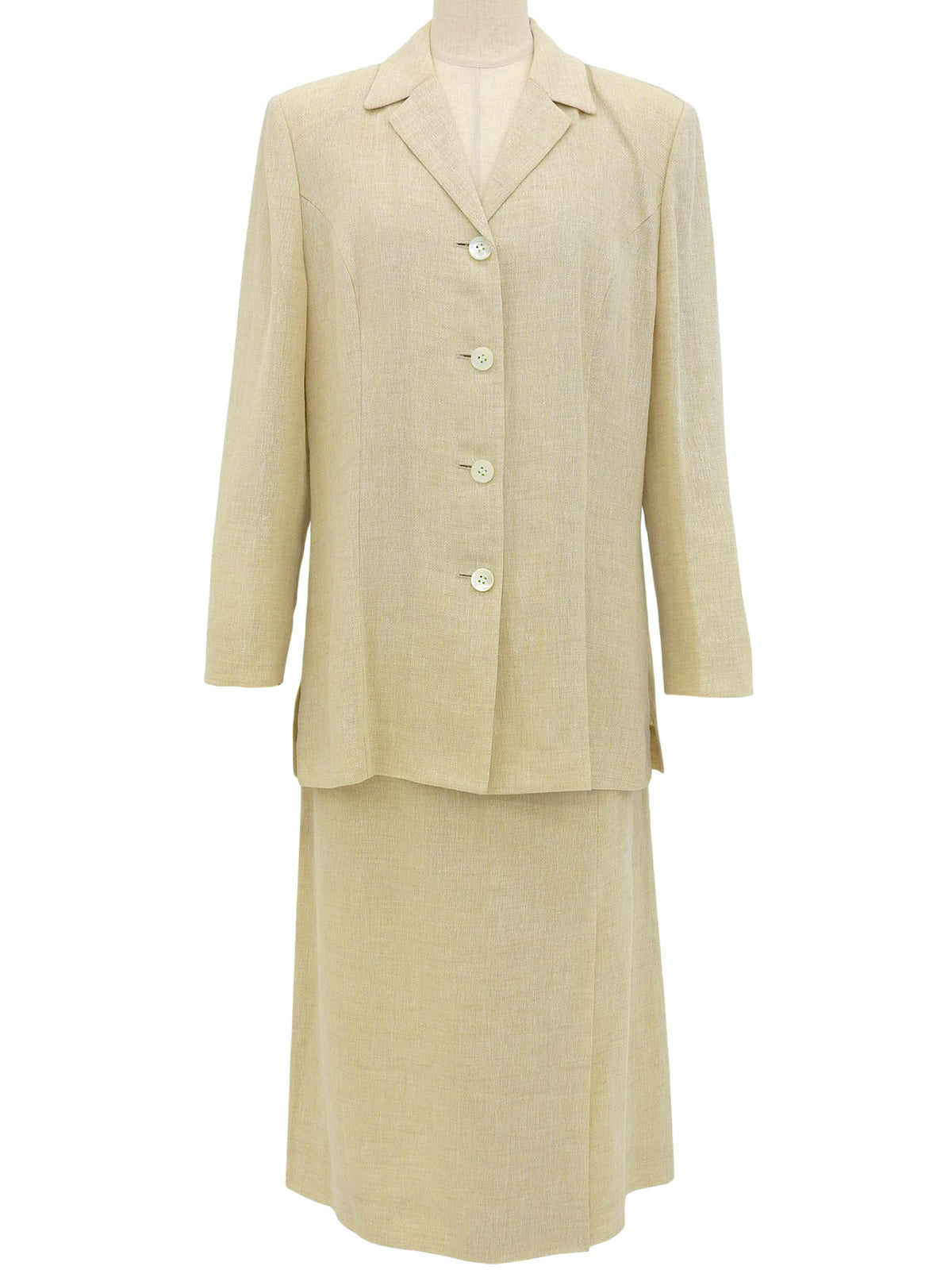 Linen logo button set up in ivory