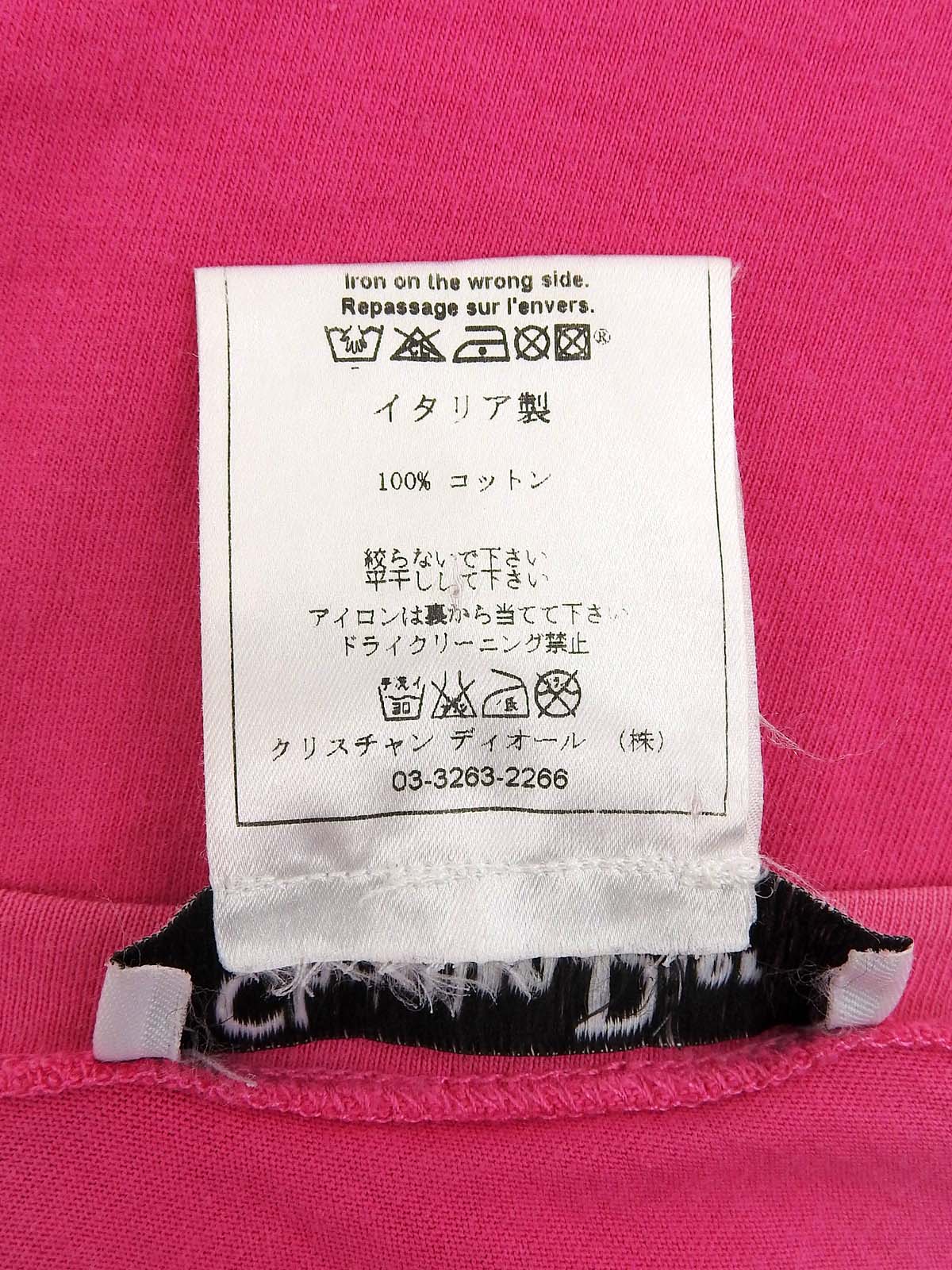 Logo V-neck half-sleeve top in pink