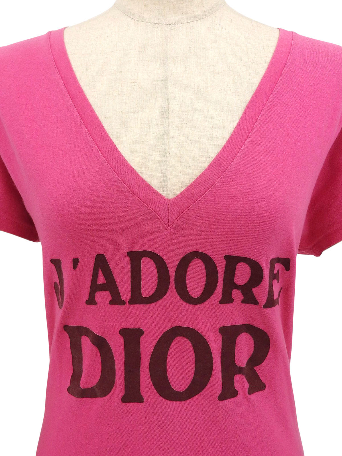 Logo V-neck half-sleeve top in pink
