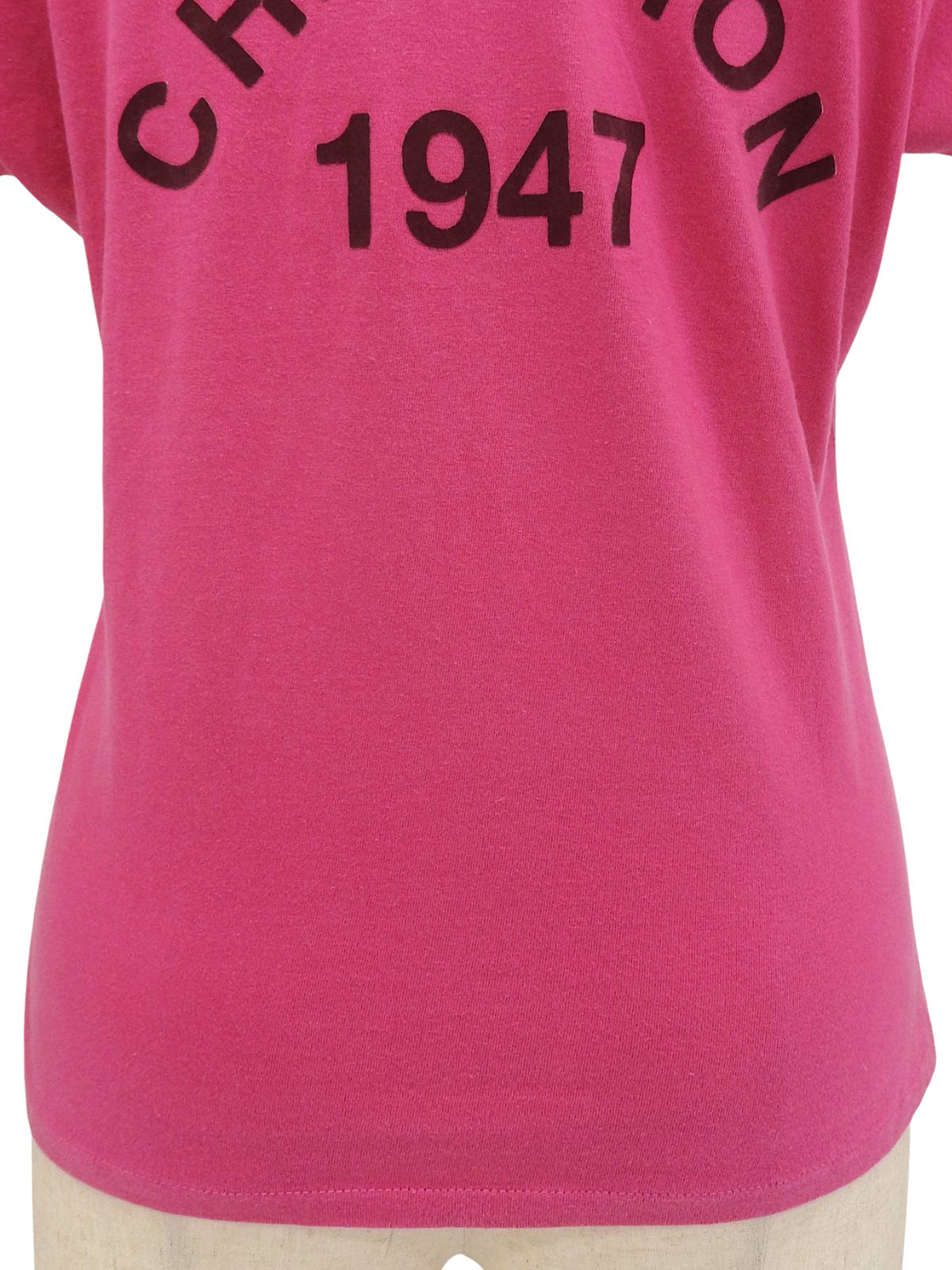 Logo V-neck half-sleeve top in pink