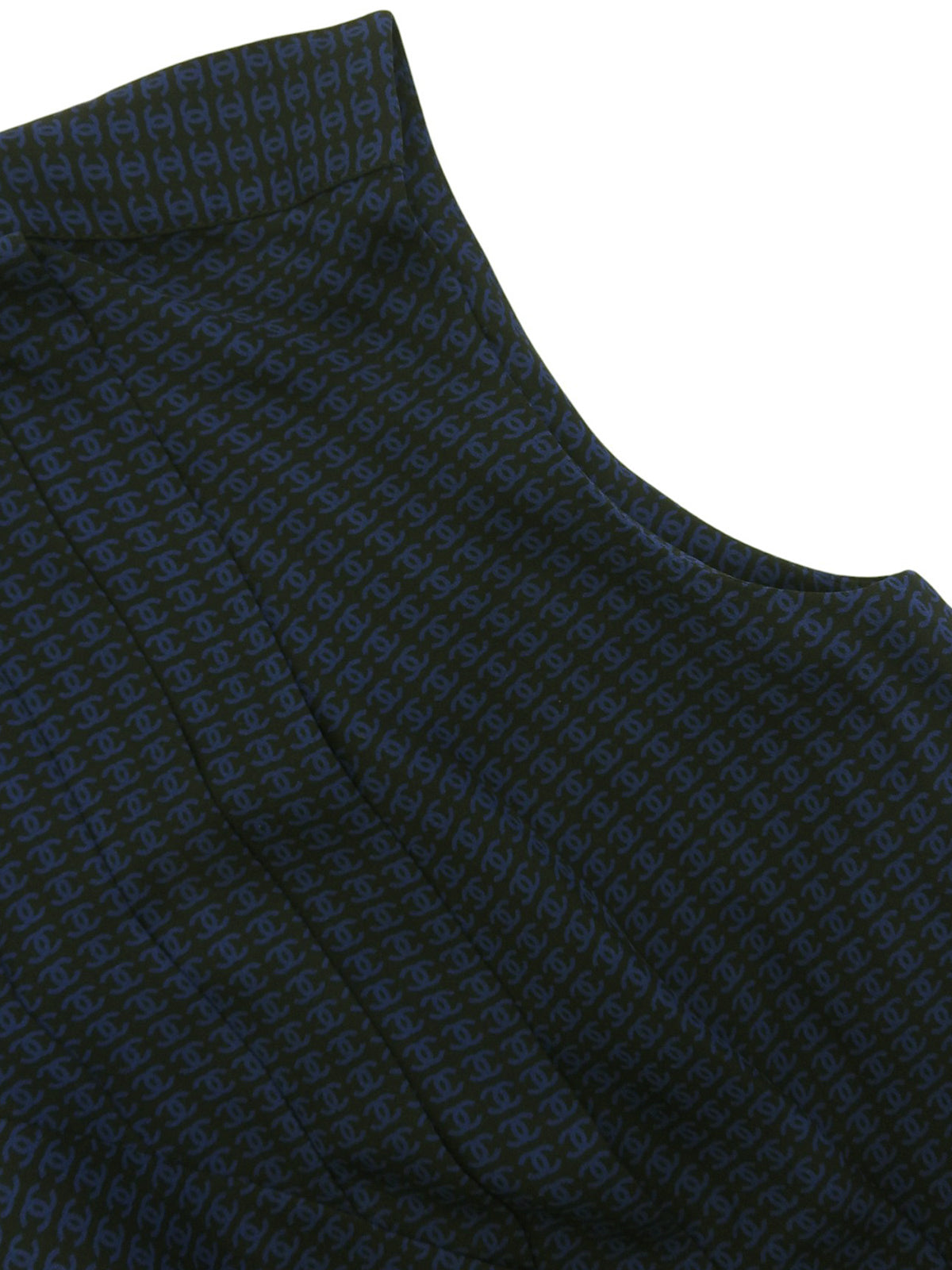 シルクCCマークパターンワンピース ブラック／ネイビー