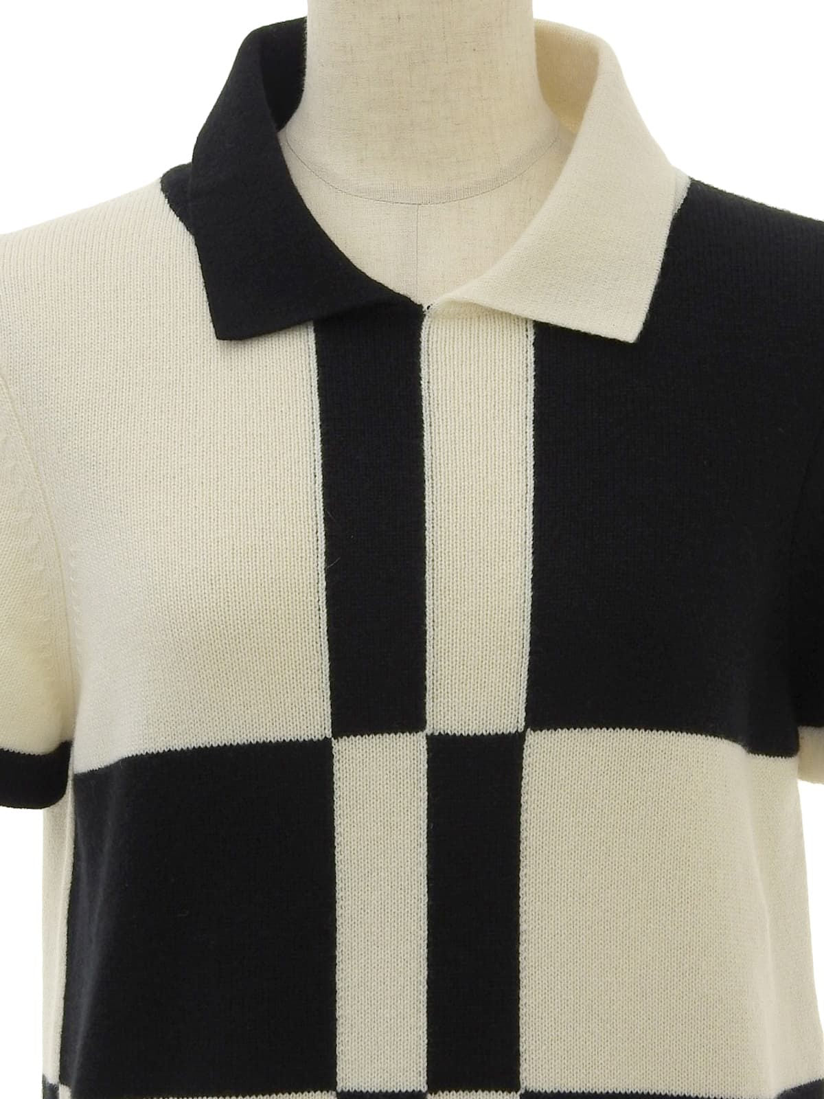 カシミヤCCマークオーバルプレートハーフスリーブニット ブラック/ホワイト