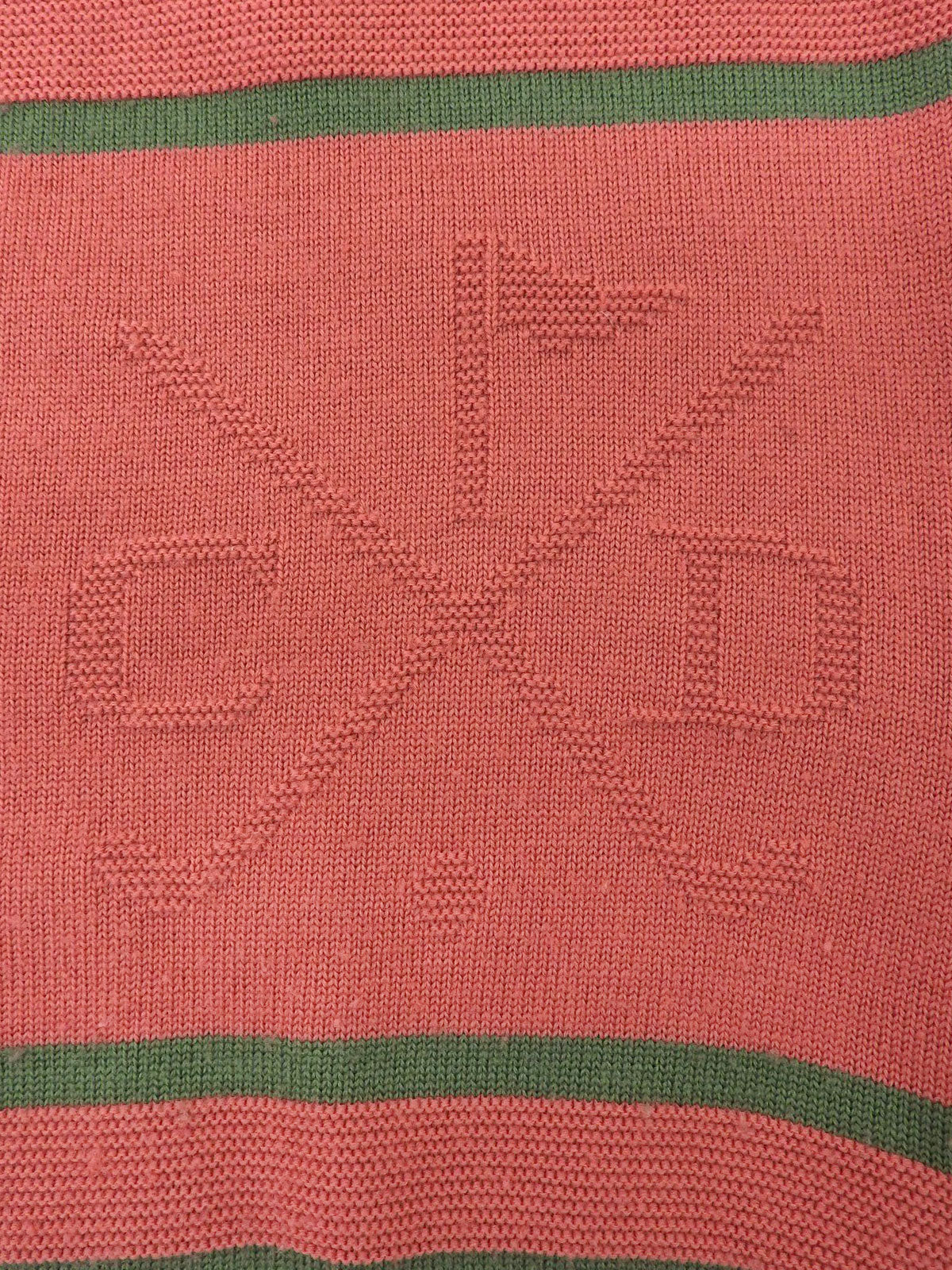 ウールロゴVネックニットトップス ピンク/グリーン