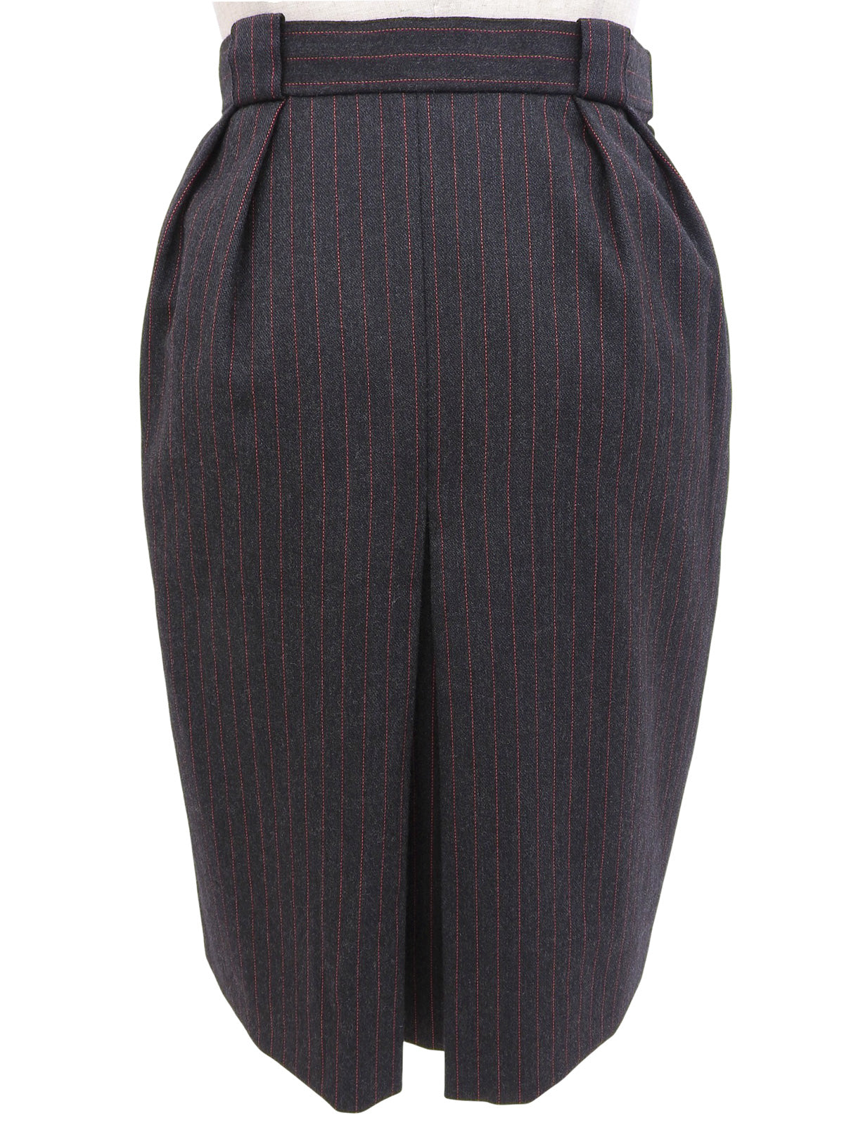 Striped Pattern Set in Black/Red