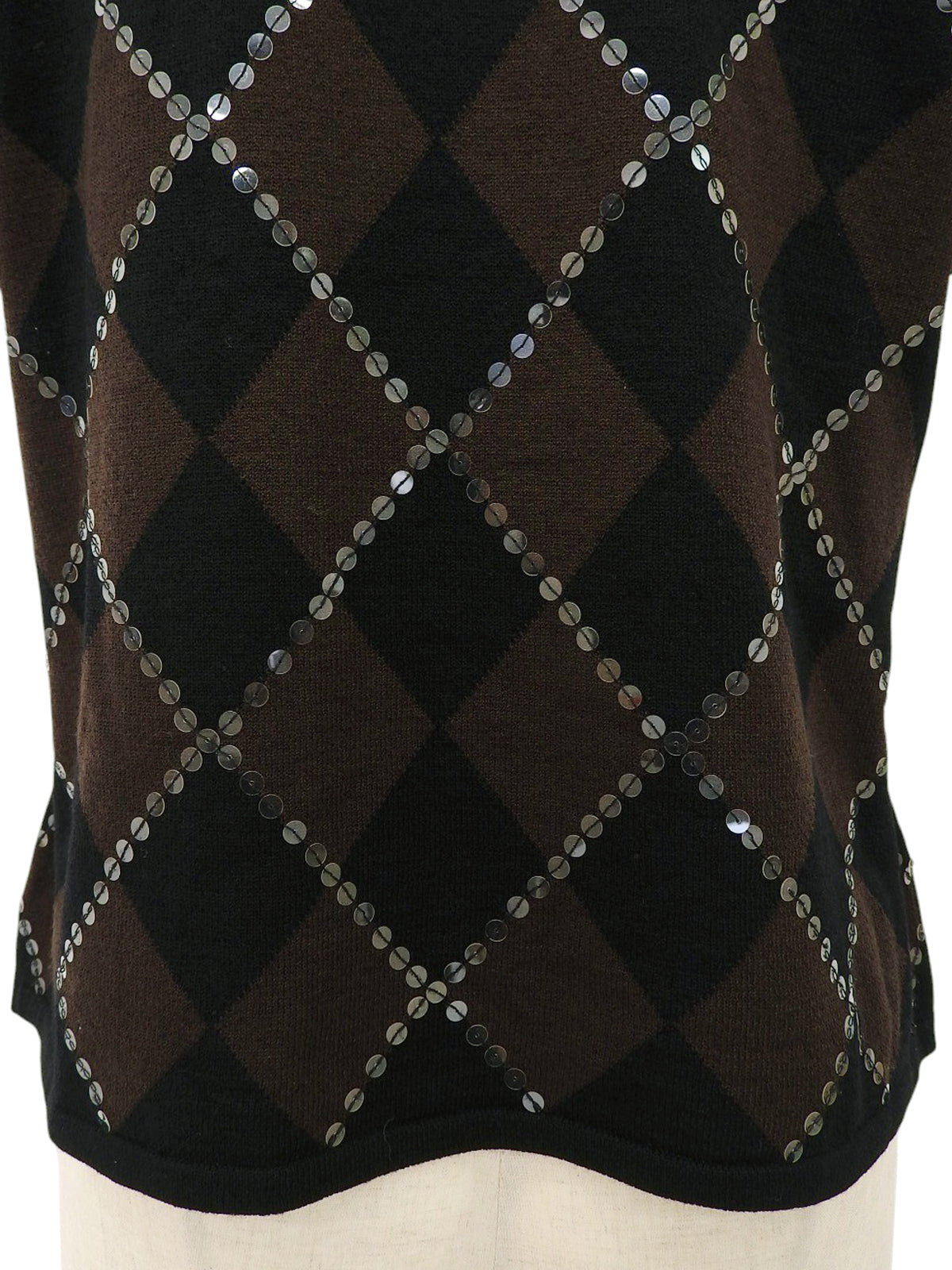 スパンコールアーガイルパターンハーフスリーブニットトップス　ブラウン/ブラック