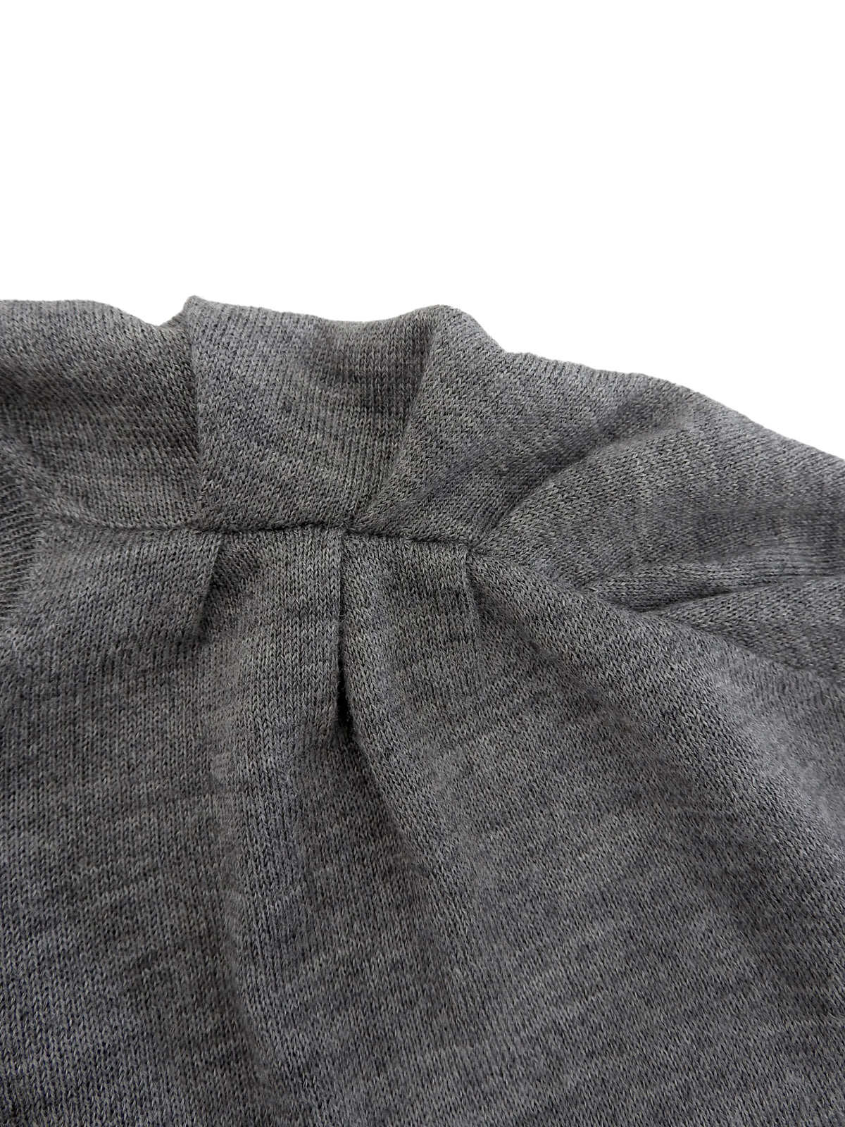 灰色蝙蝠袖针织上衣