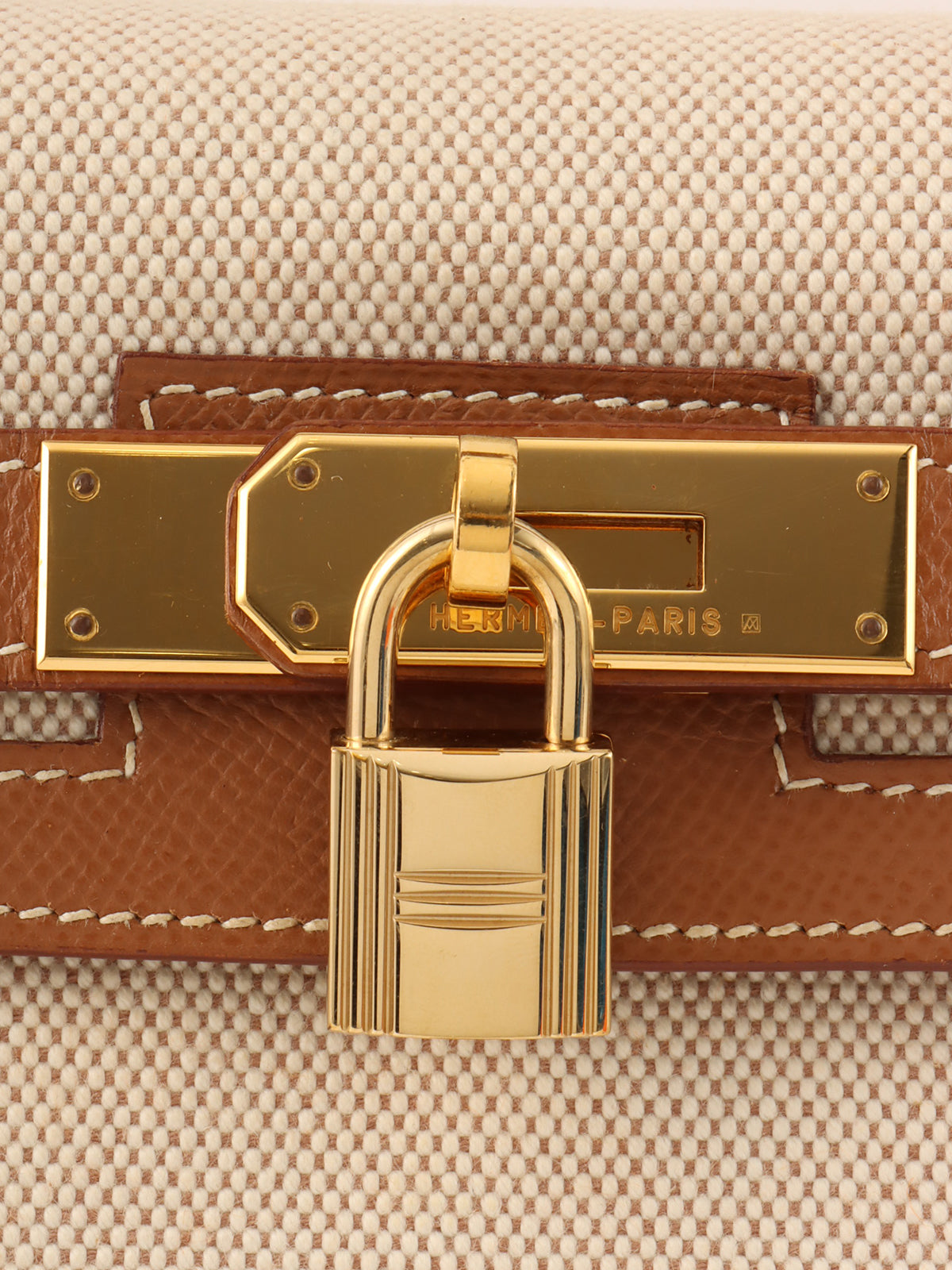 2002 Kelly 28 米白色/自然色