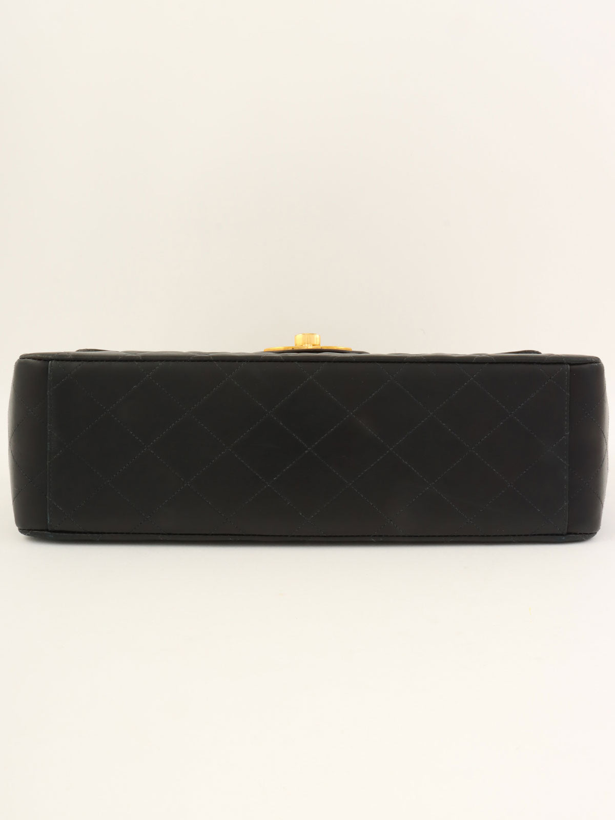 CCターンロックマトラッセチェーンショルダーバッグ ブラック