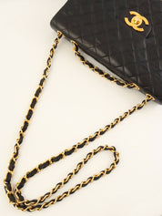 CCターンロックマトラッセチェーンショルダーバッグ ブラック