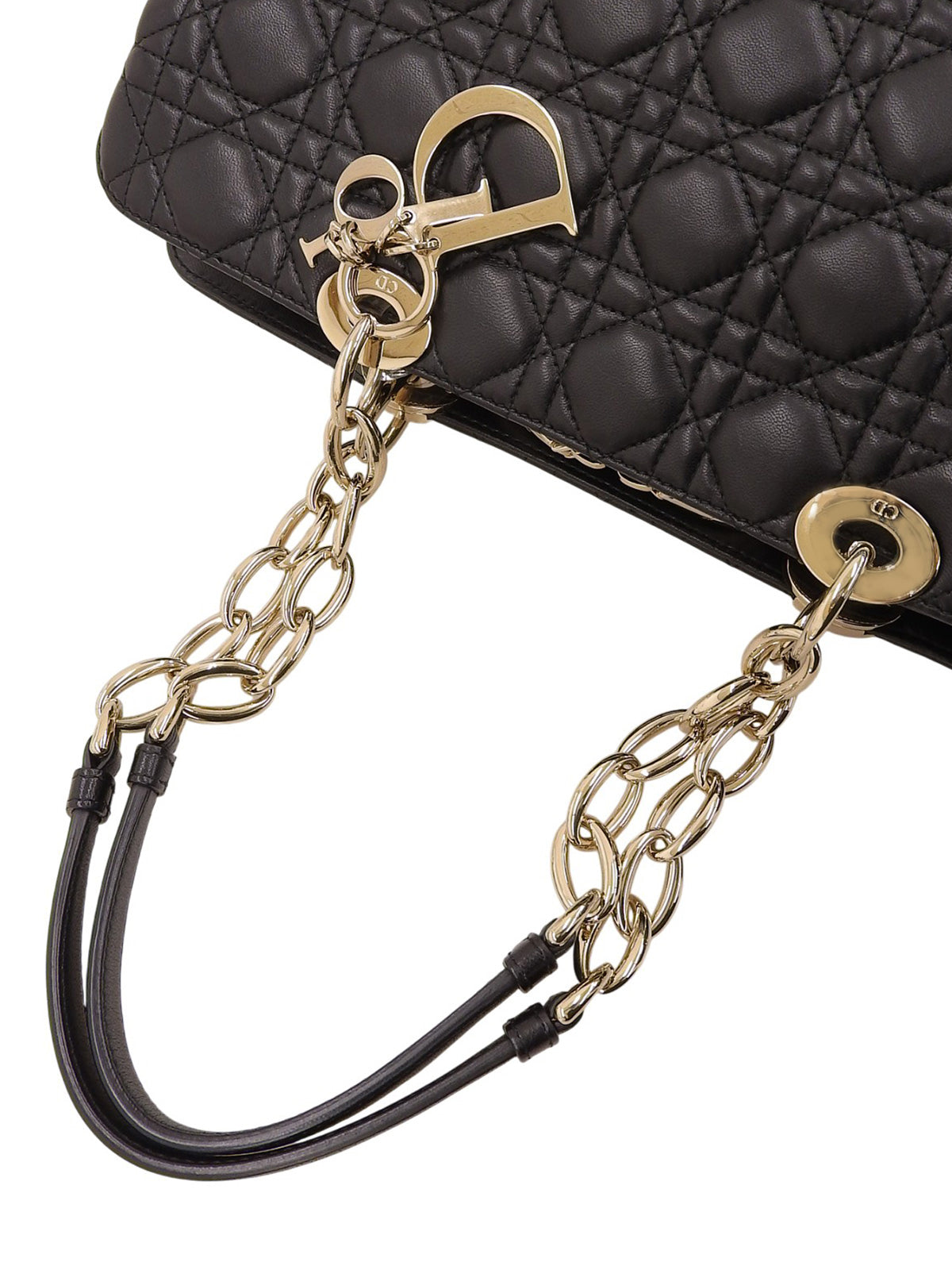 Cannage Stitch Chain Tote Bag in Black