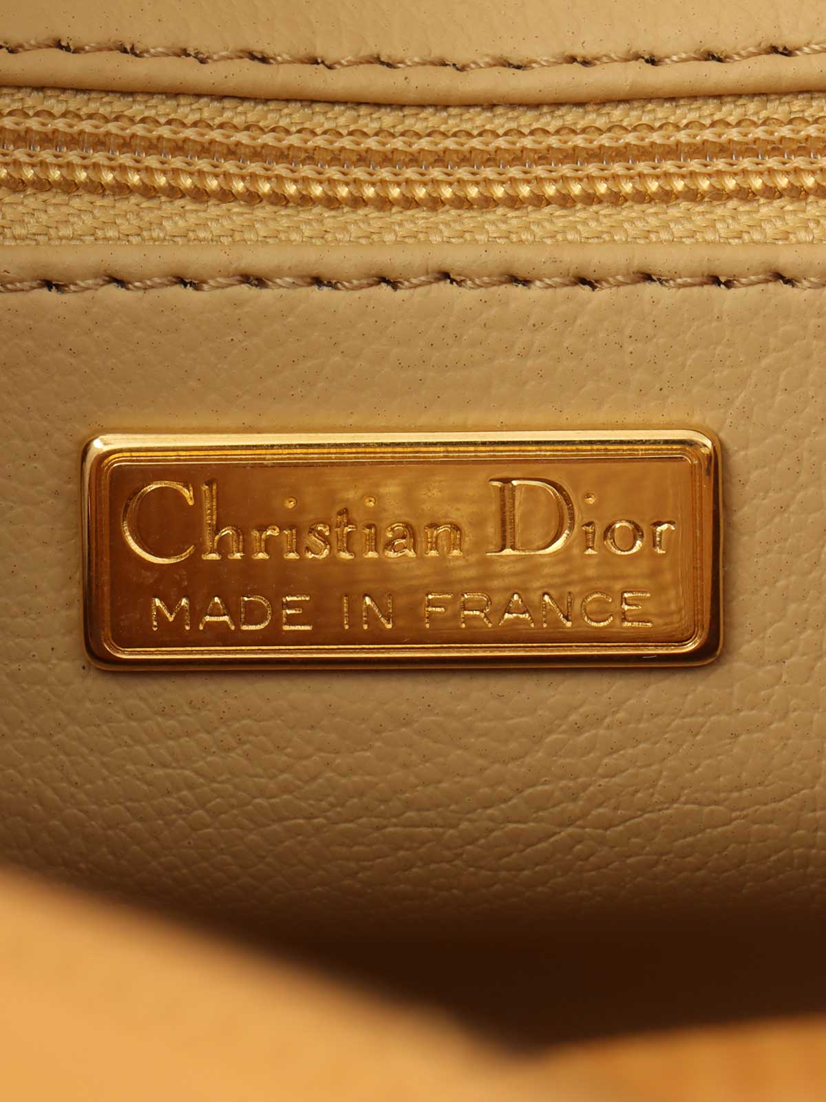 ロゴプレート2wayバッグ　キャメル