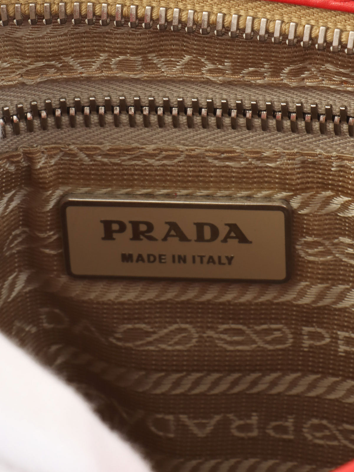 ナイロンロゴプレートショルダーバッグ レッド