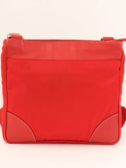 ナイロンロゴプレートショルダーバッグ レッド