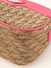 トロッターパターンロゴプレートハンドバッグ ベージュ/ピンク