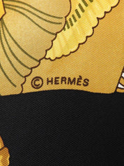 カレ90 Soleil de soieパターンスカーフ ブラック/レッド